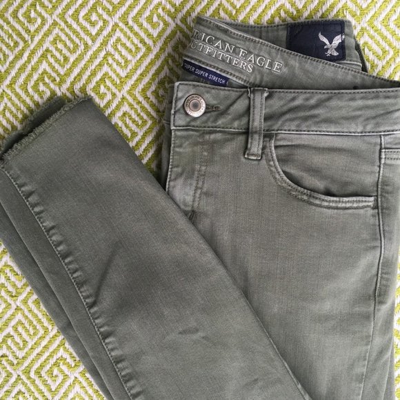 Green Super Low American Eagle Jeggings - Picture 2 of 5